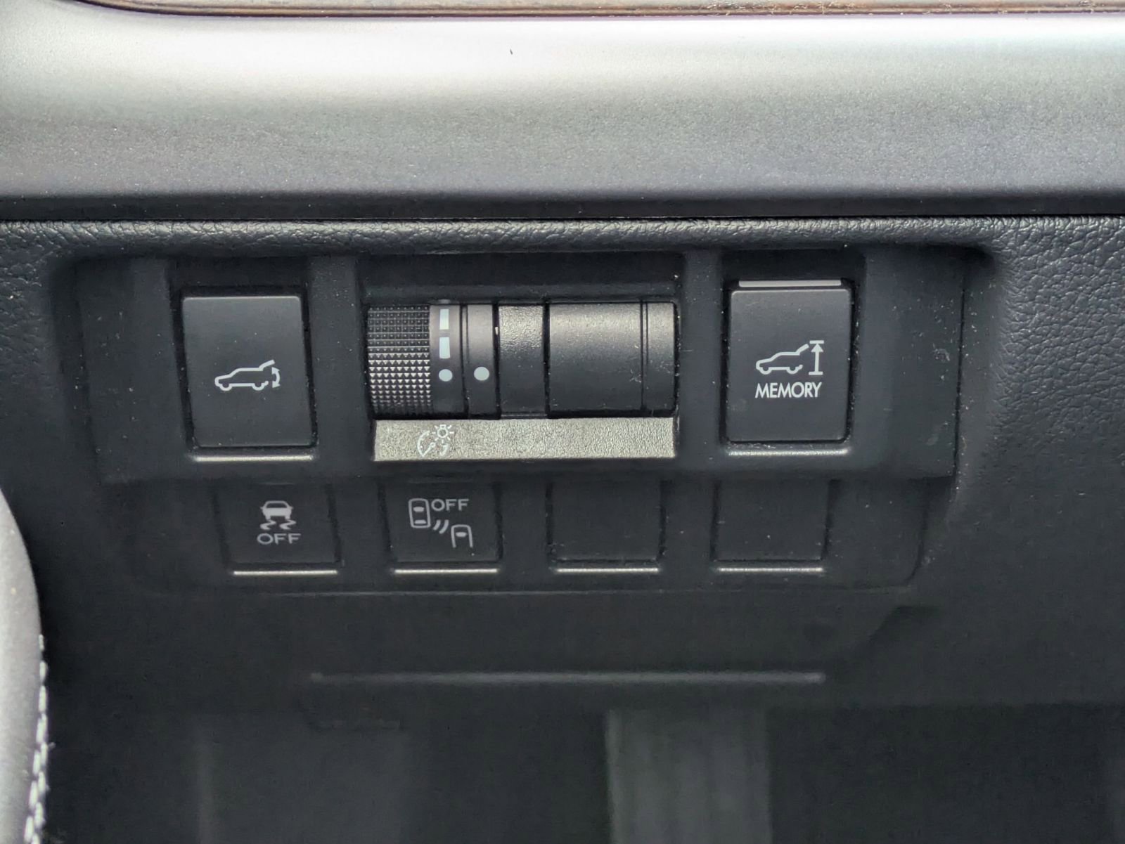 Used 2015 Subaru Outback 2.5i Limited w/ Protection Package #1 image 15