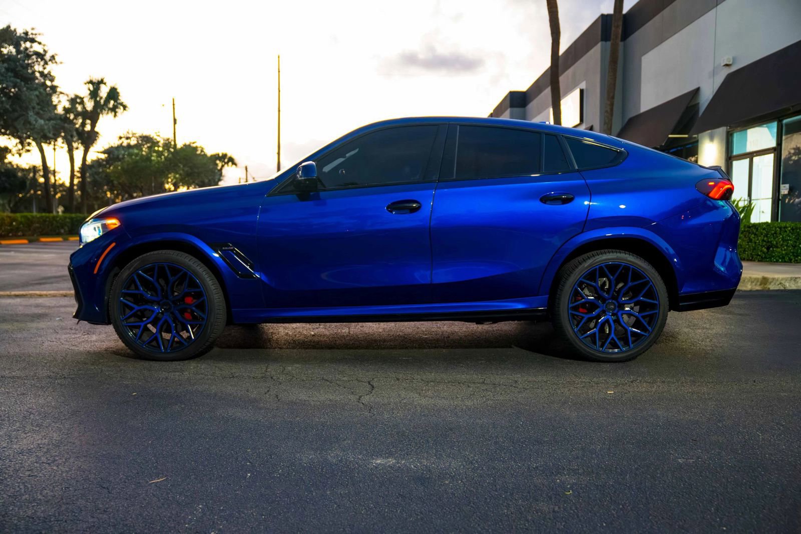 Used 2023 BMW X6 M w/ Executive Package AWD/4WD image 46