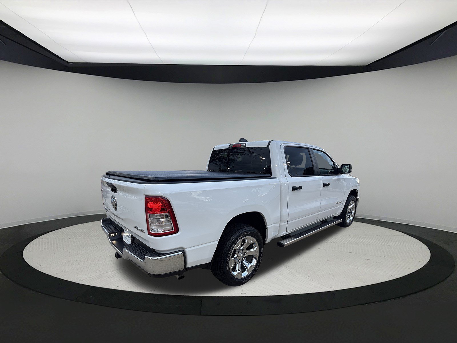 Used 2023 RAM 1500 Big Horn AWD/4WD image 7