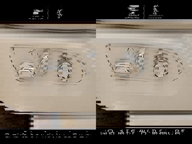 Certified 2023 Cadillac Escalade Premium Luxury Platinum AWD/4WD image 28