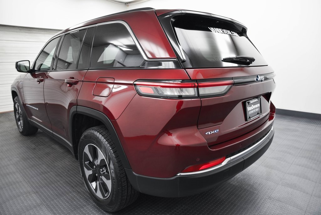 Used 2024 Jeep Grand Cherokee Limited 4xe image 7