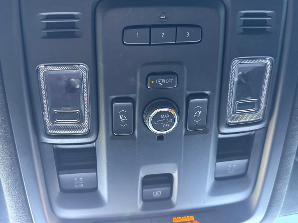 Used 2023 Cadillac Escalade ESV Sport Platinum w/ LPO, ONYX Package image 35