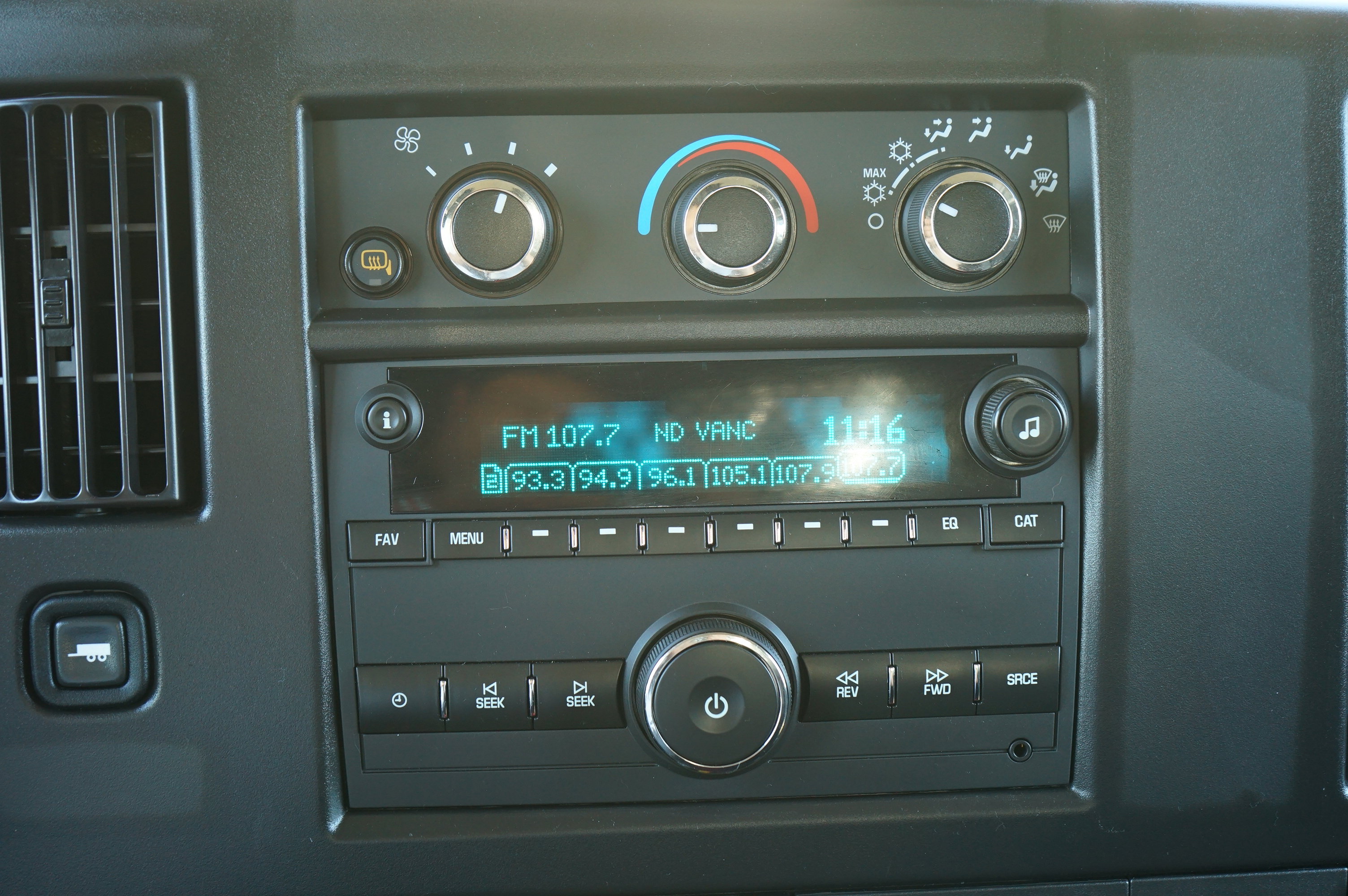 Used 2024 Chevrolet Express 2500 w/ Driver Convenience Package image 22