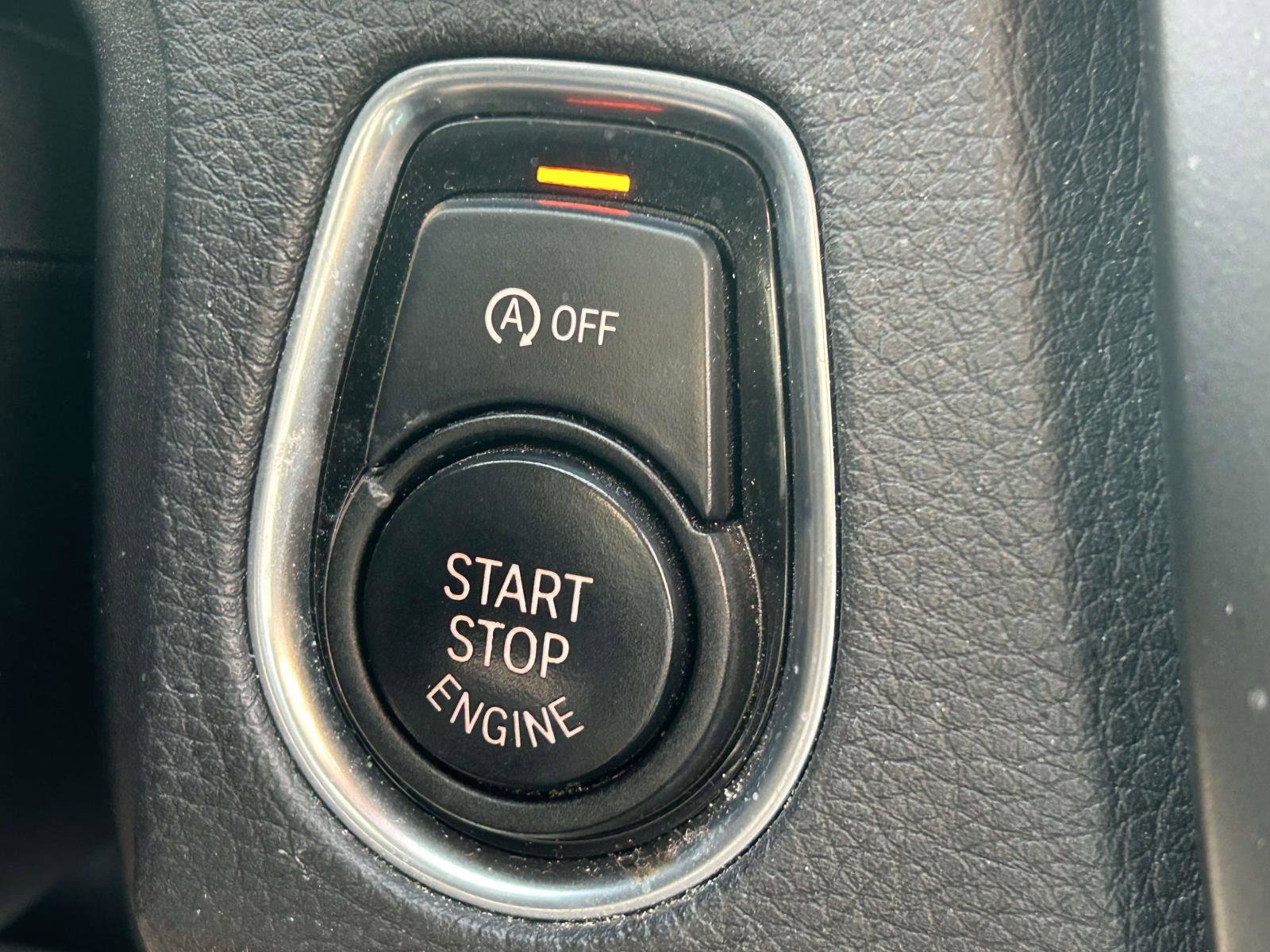 Used 2015 BMW 320i xDrive Sedan image 29