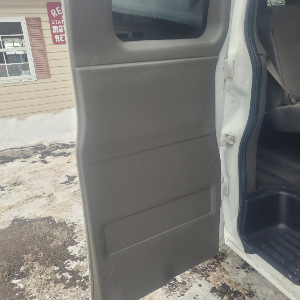 Used 2016 Chevrolet Express 3500 LT w/ LT Preferred Equipment Group image 28