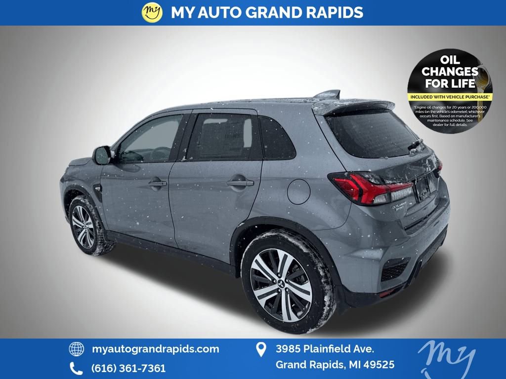 Used 2025 Mitsubishi Outlander Sport ES image 5
