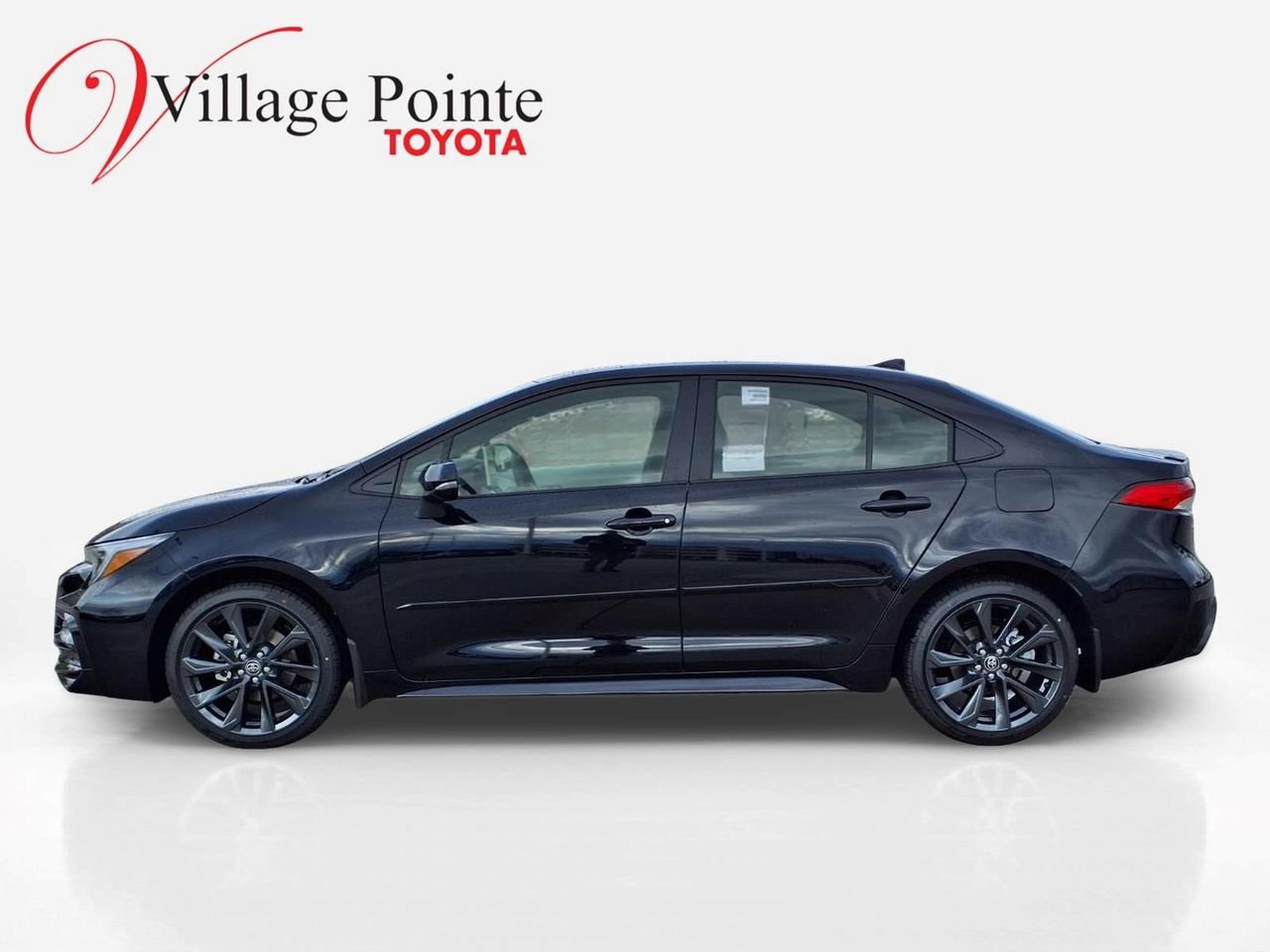 New 2026 Toyota Corolla SE FWD image 2