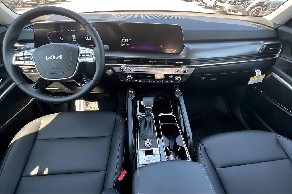 New 2025 Kia Telluride S image 9