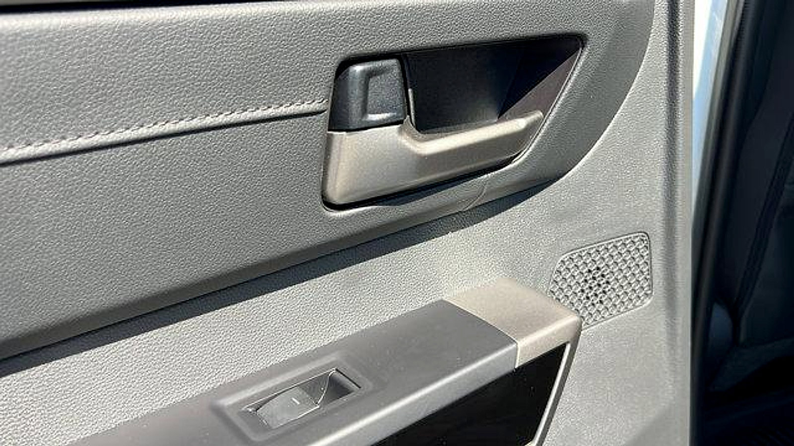 Used 2024 Toyota Tundra Limited image 12