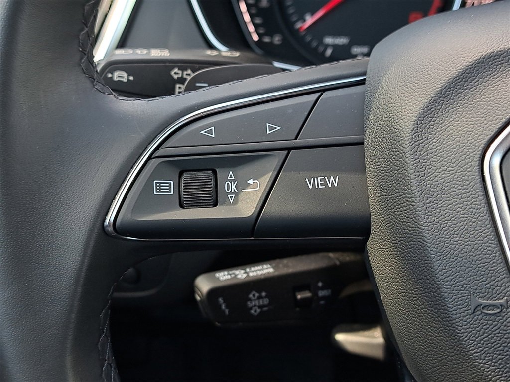 Used 2023 Audi Q5 2.0T Premium w/ Convenience Package image 9