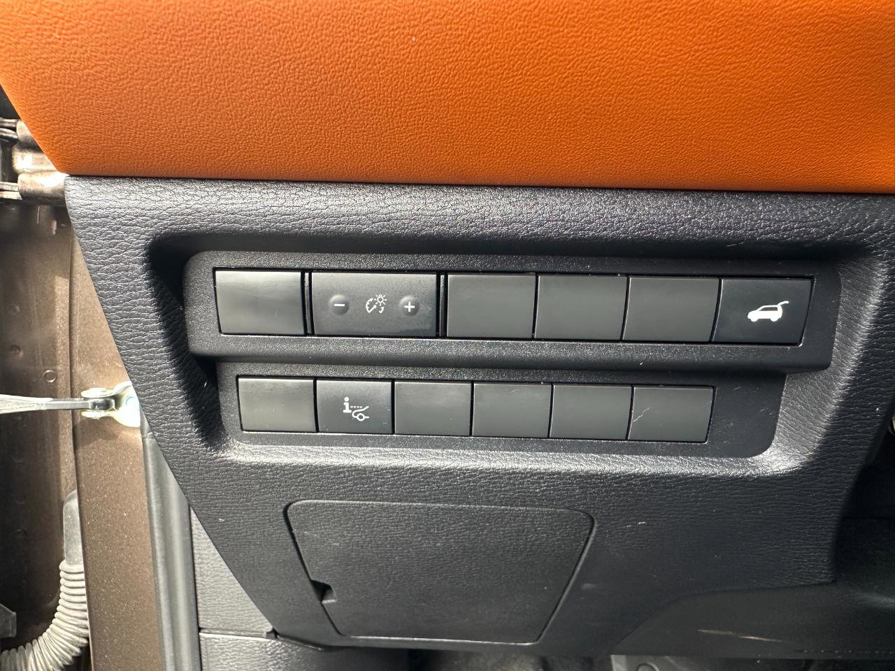 Used 2022 Mitsubishi Outlander SEL AWD/4WD image 40