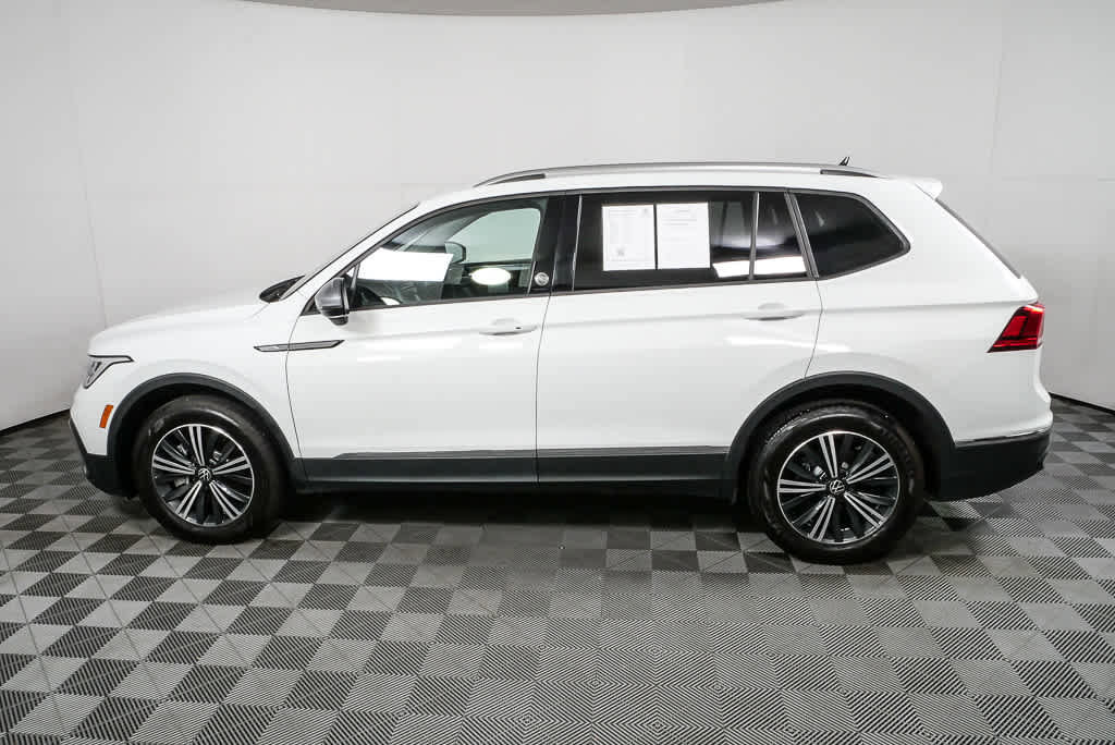 Certified 2024 Volkswagen Tiguan Wolfsburg Edition AWD/4WD image 32