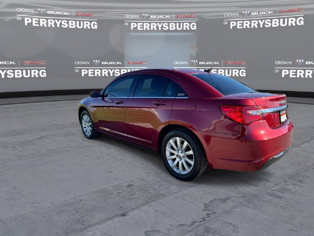 Used 2013 Chrysler 200 Touring w/ Cold Weather Group FWD image 6