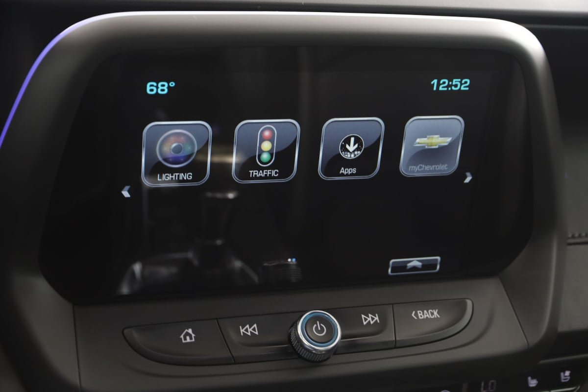 Used 2018 Chevrolet Camaro SS RWD image 42