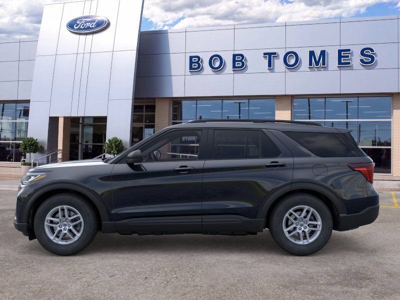 New 2026 Ford Explorer Active RWD image 3