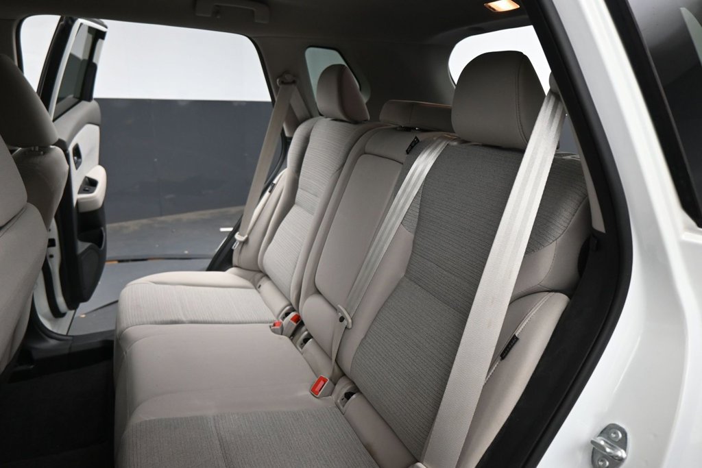 Used 2023 Nissan Rogue SV FWD image 16