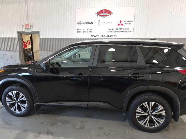 Certified 2023 Nissan Rogue SV w/ SV Premium B Package AWD/4WD image 6
