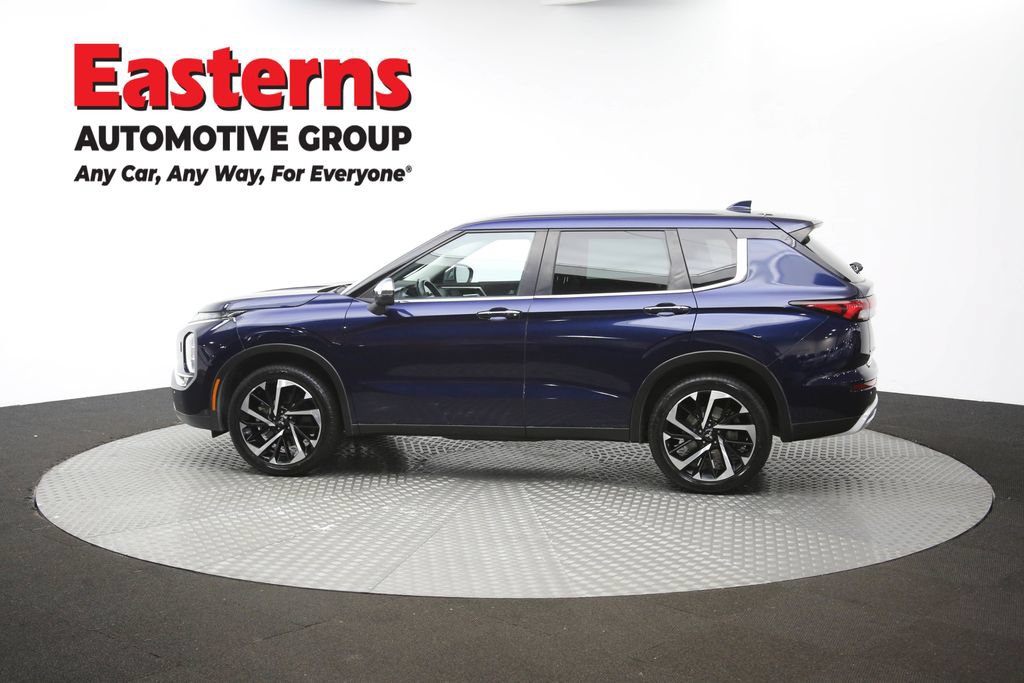 Used 2023 Mitsubishi Outlander SE AWD/4WD image 61