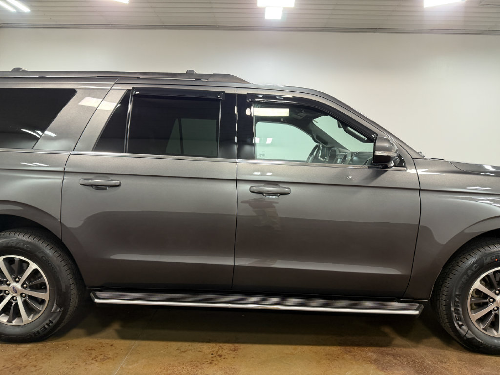 Used 2020 Ford Expedition Max XLT w/ Equipment Group 202A AWD/4WD image 32