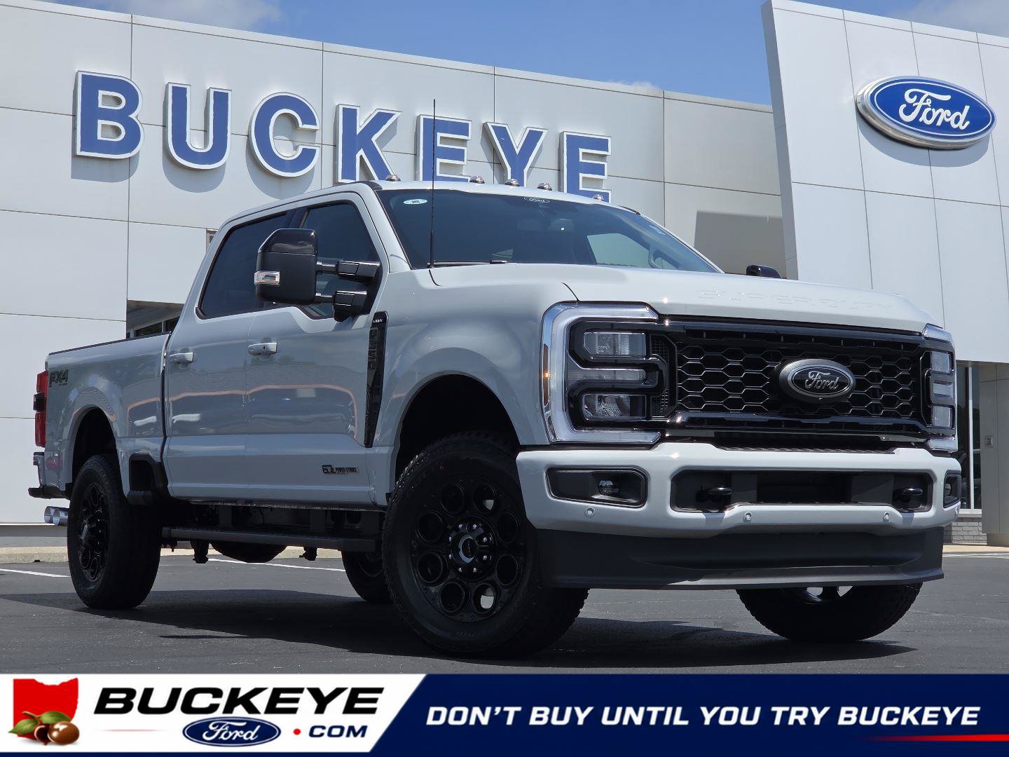 New 2026 Ford F350 Lariat w/ Black Appearance Package