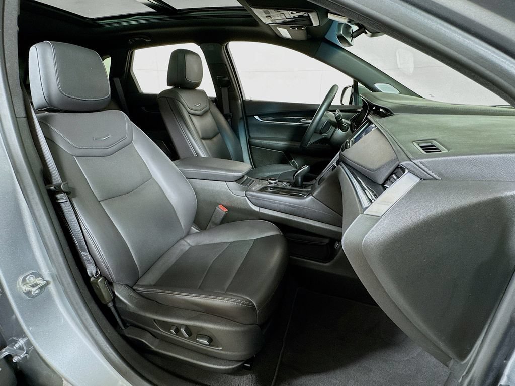 Used 2025 Cadillac XT5 Premium Luxury FWD image 28