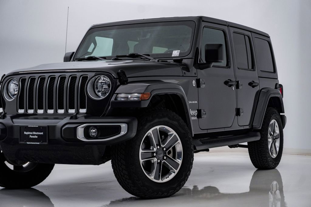 Used 2019 Jeep Wrangler Unlimited Sahara AWD/4WD video 2