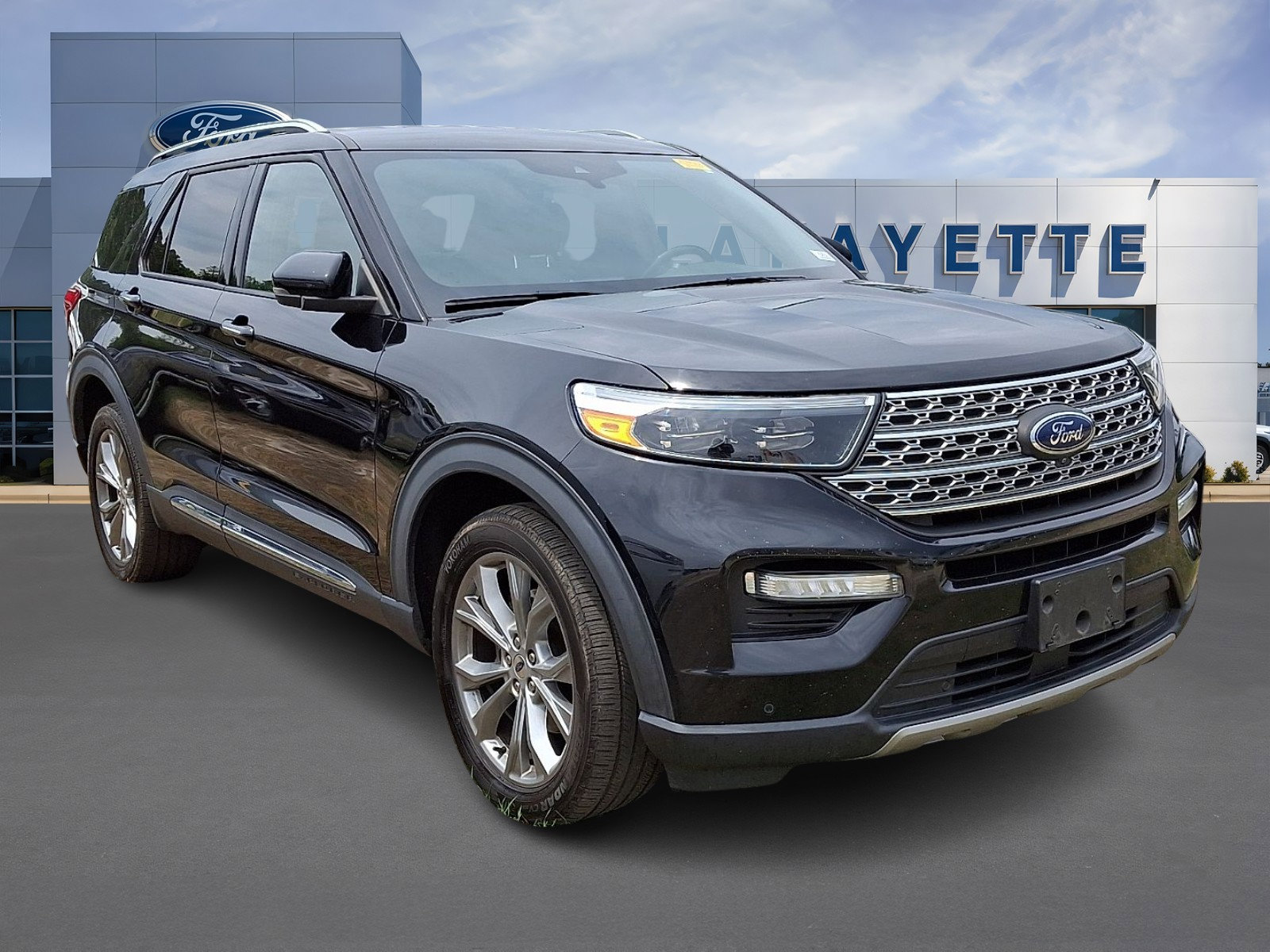 Used 2020 Ford Explorer Limited AWD/4WD image 1