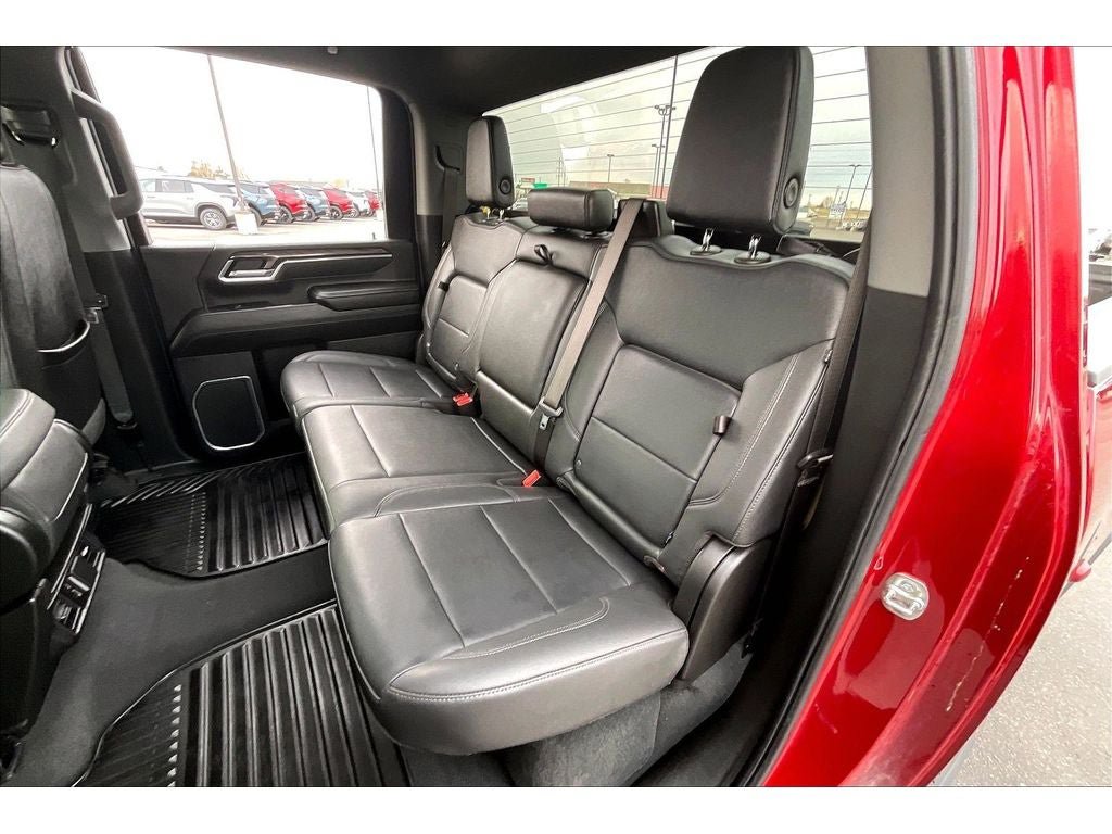 Used 2025 Chevrolet Silverado 3500 LTZ AWD/4WD image 27