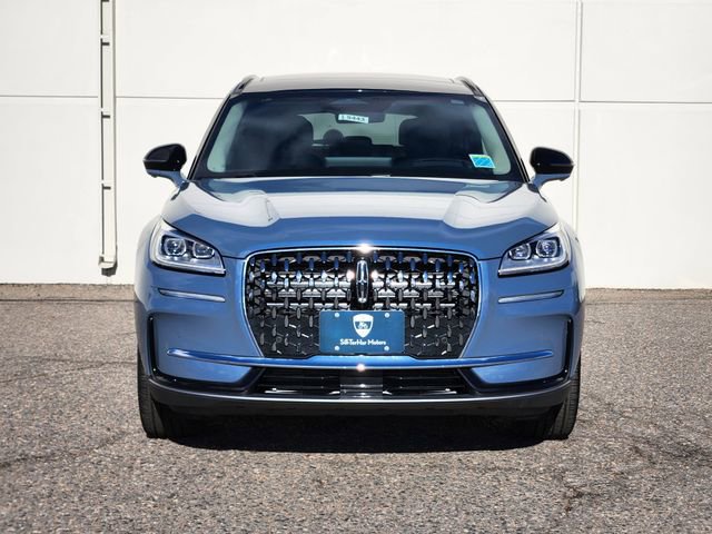 New 2025 Lincoln Corsair Reserve w/ Equipment Group 202A AWD/4WD image 2