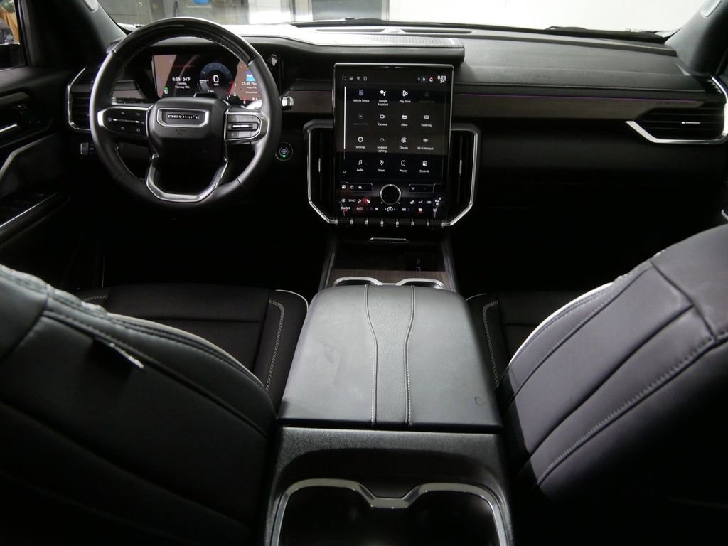 Used 2024 GMC Acadia Denali image 23