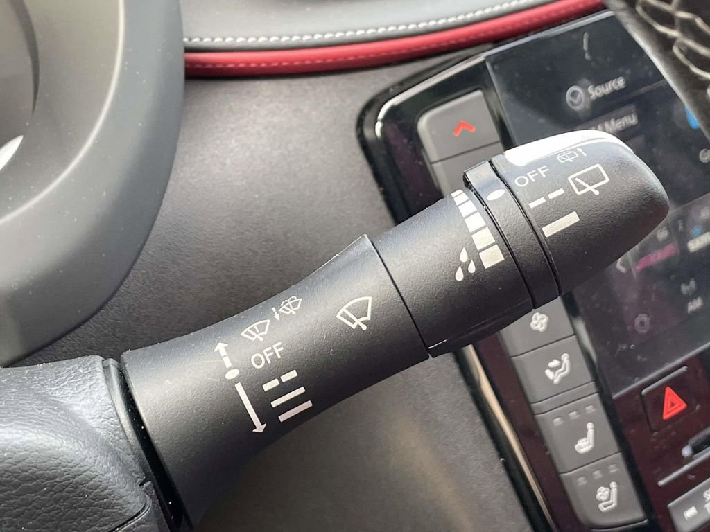 Used 2024 INFINITI QX50 Sport image 22