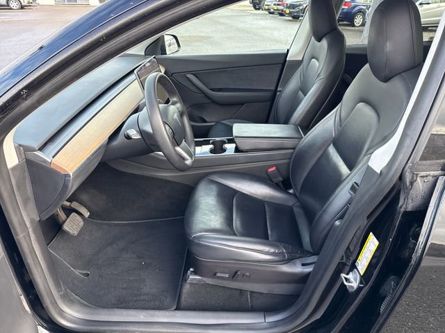 Used 2020 Tesla Model Y Long Range image 18