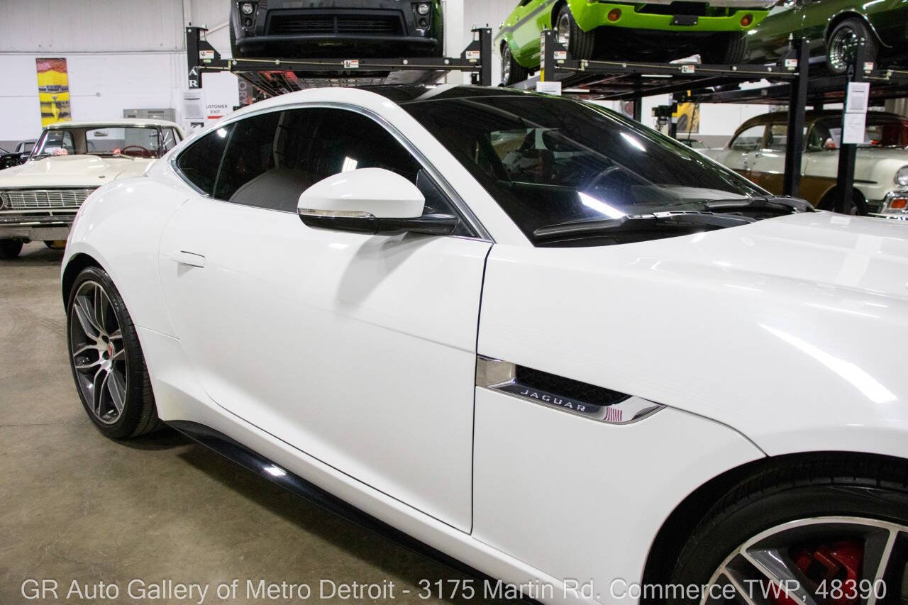 Used 2018 Jaguar F-TYPE R-Dynamic AWD/4WD image 24