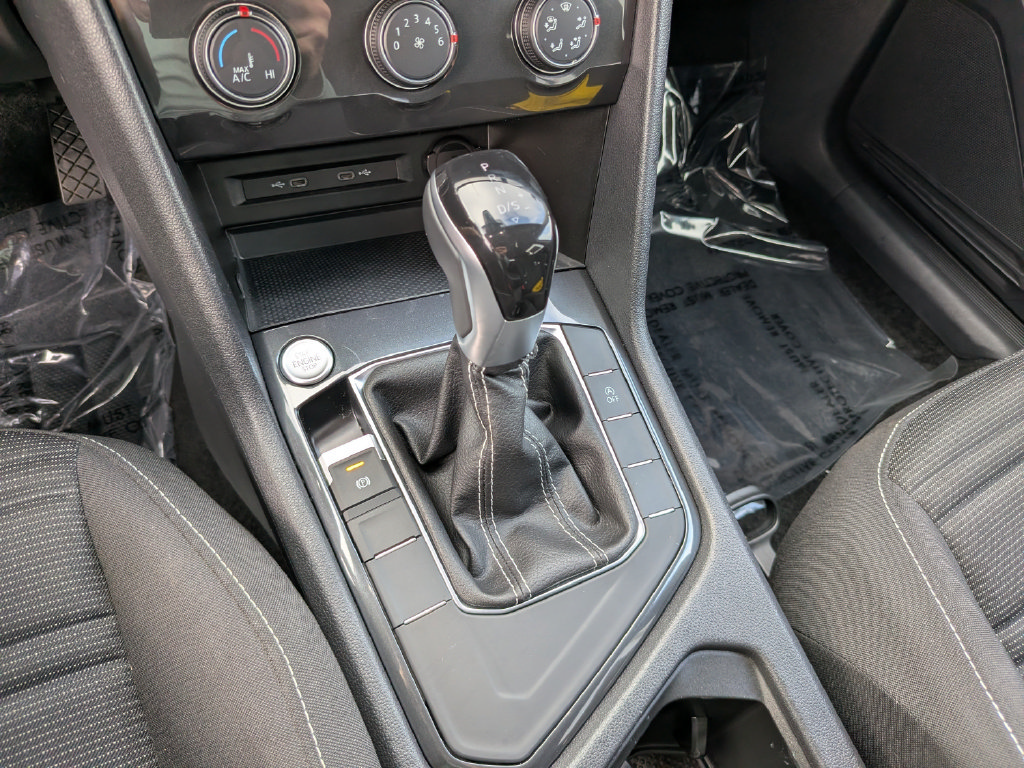 Certified 2024 Volkswagen Tiguan S FWD image 22