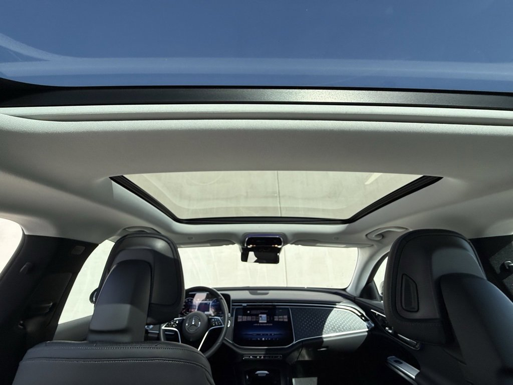 Used 2025 Mercedes-Benz E 350 Sedan image 7