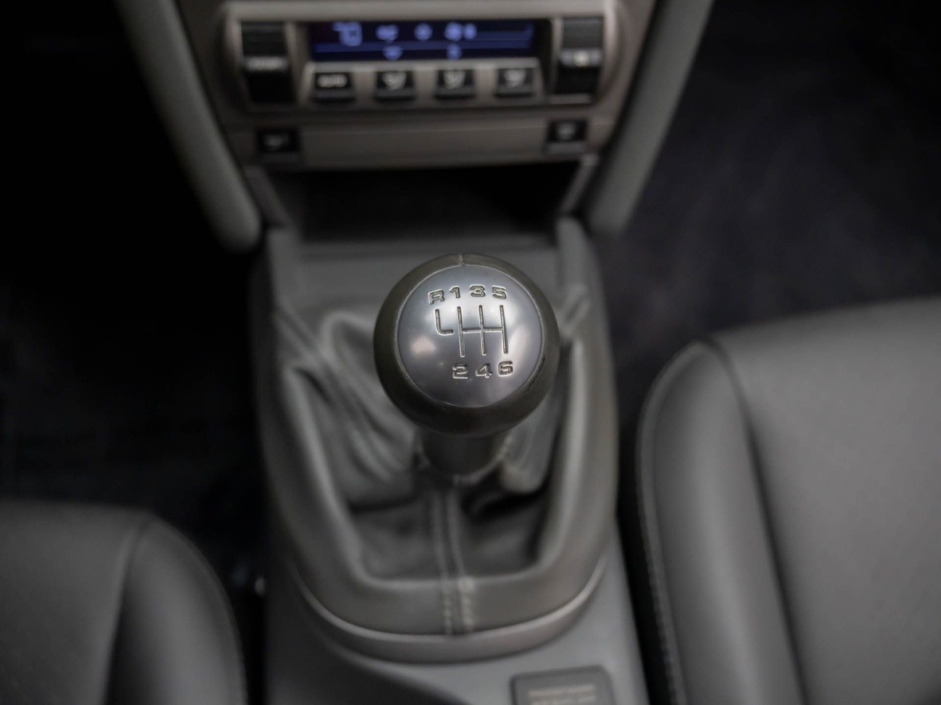 Used 2006 Porsche 911 Carrera 4 image 21