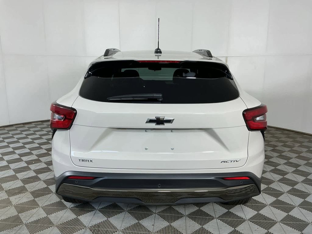 New 2026 Chevrolet Trax ACTIV w/ Driver Confidence Package FWD image 8