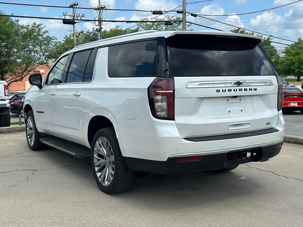 Used 2022 Chevrolet Suburban LT AWD/4WD image 8