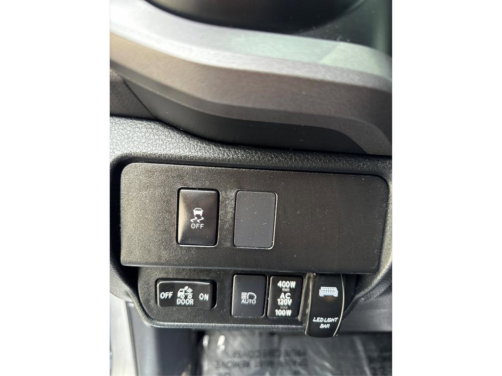 Used 2021 Toyota Tacoma TRD Sport image 40