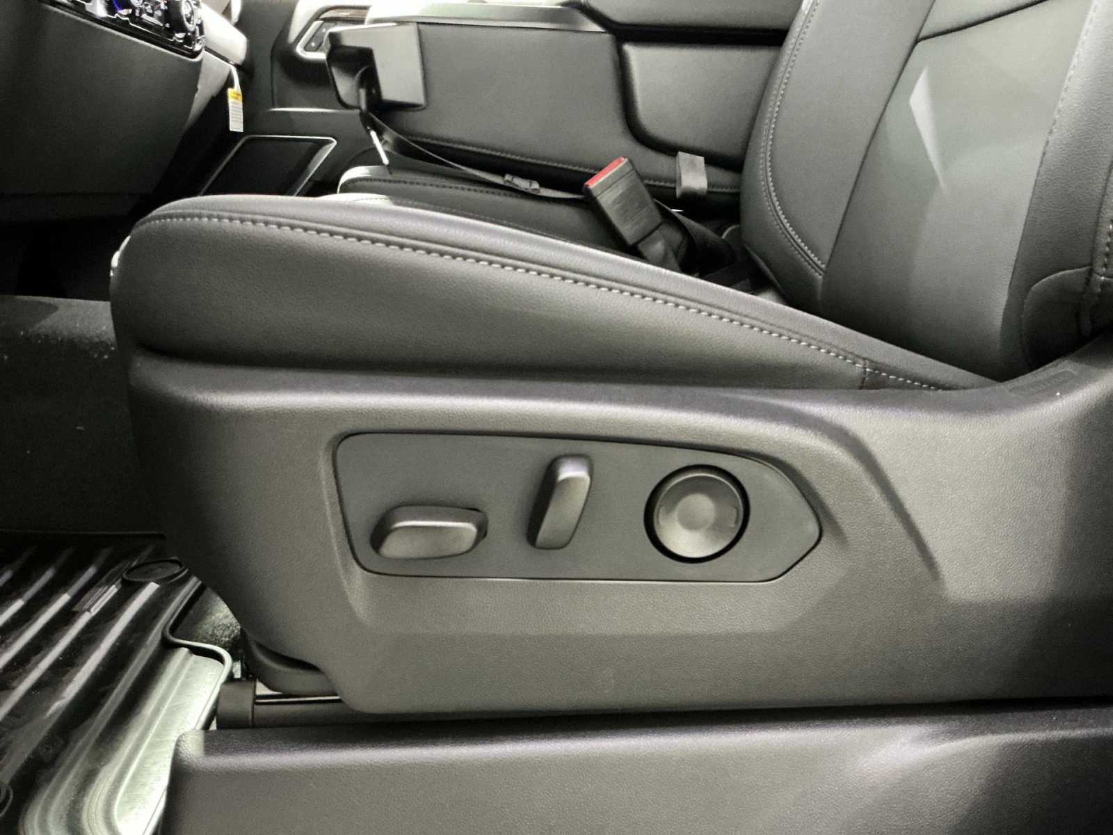 New 2026 Chevrolet Silverado 2500 LT AWD/4WD image 15