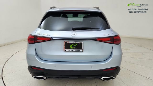 Used 2025 Mercedes-Benz GLC 350e 4MATIC w/ AMG Line image 5