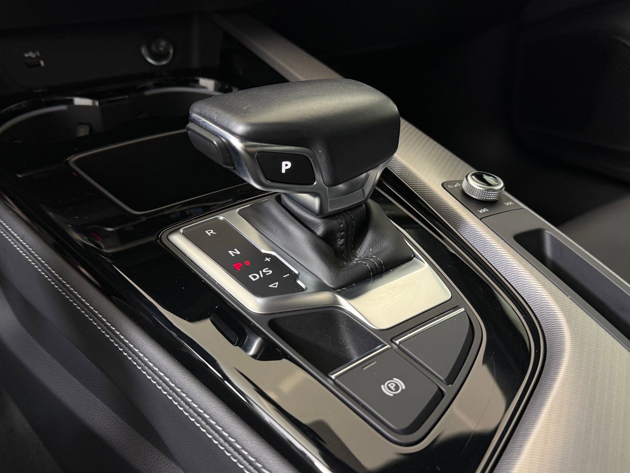 Used 2023 Audi A4 2.0T Premium Plus w/ Premium Plus Package image 17