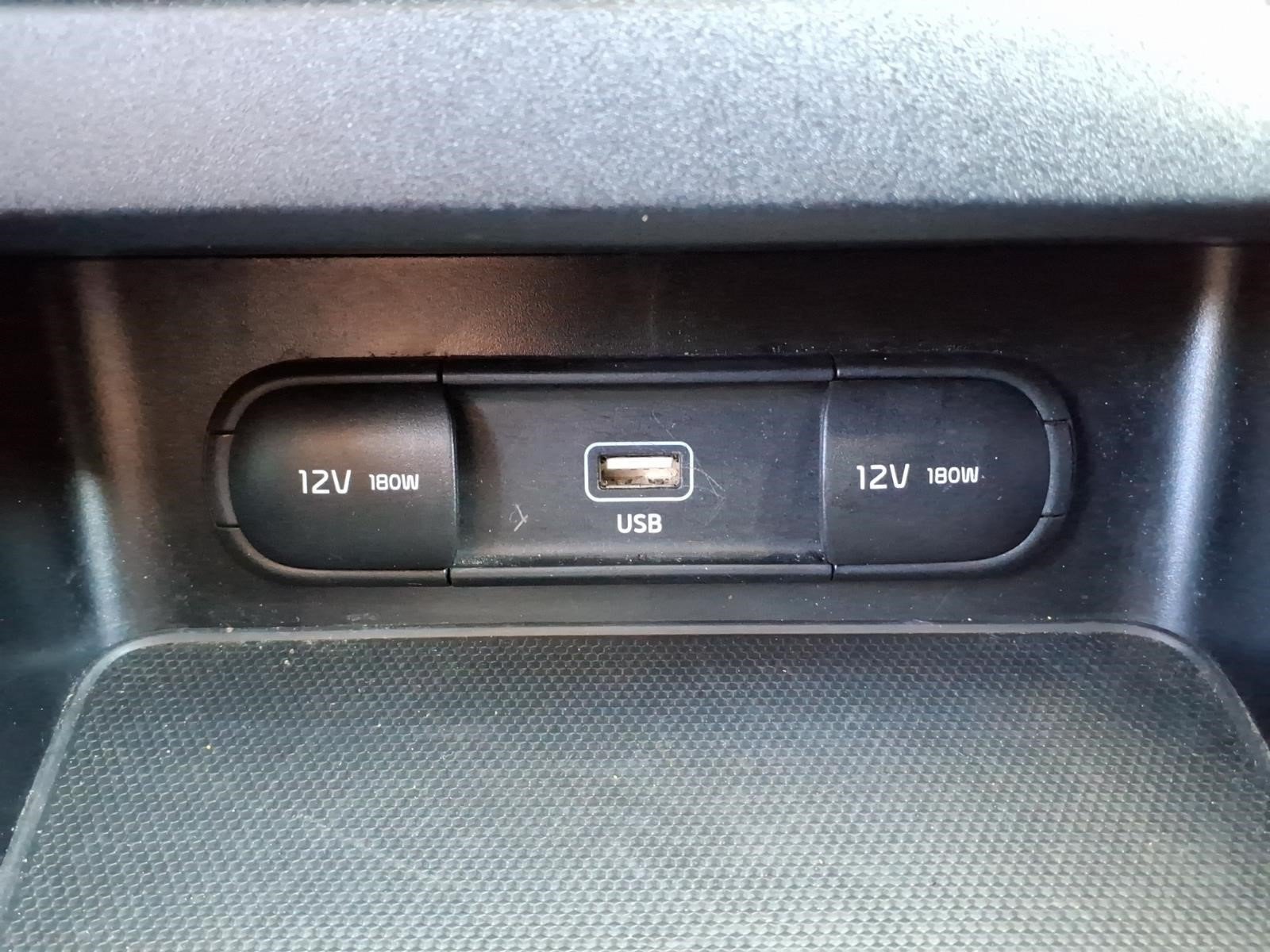 Used 2023 Kia Forte LXS FWD image 17
