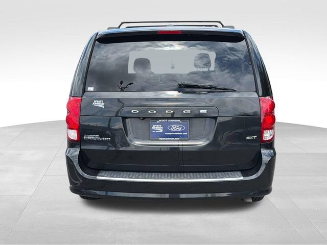 Used 2015 Dodge Grand Caravan SXT FWD image 4