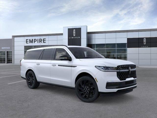 New 2026 Lincoln Navigator L Reserve AWD/4WD image 7