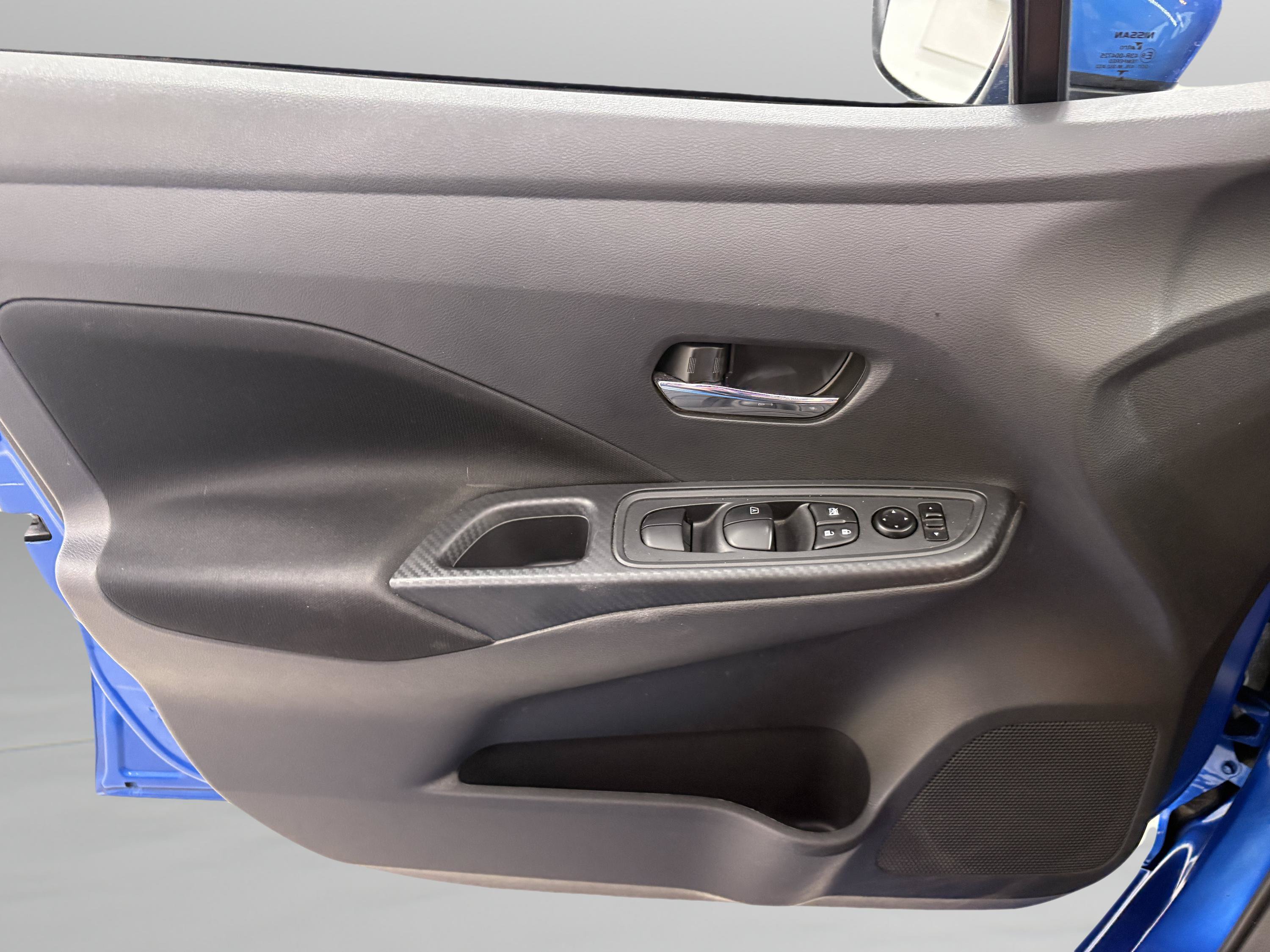 Used 2022 Nissan Versa SV w/ Trunk Package FWD image 21