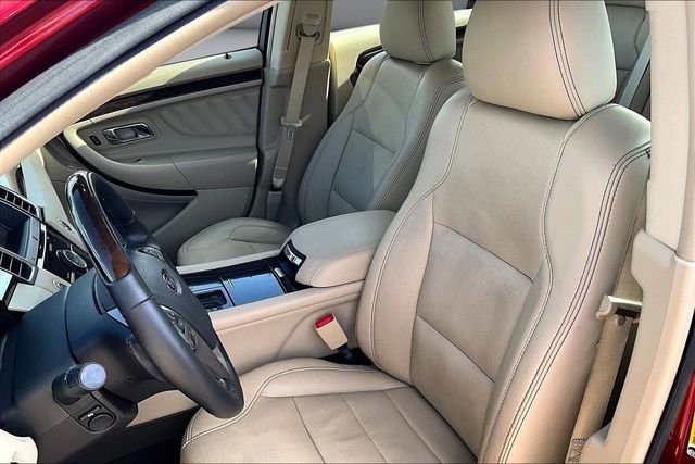 Used 2017 Ford Taurus Limited image 20