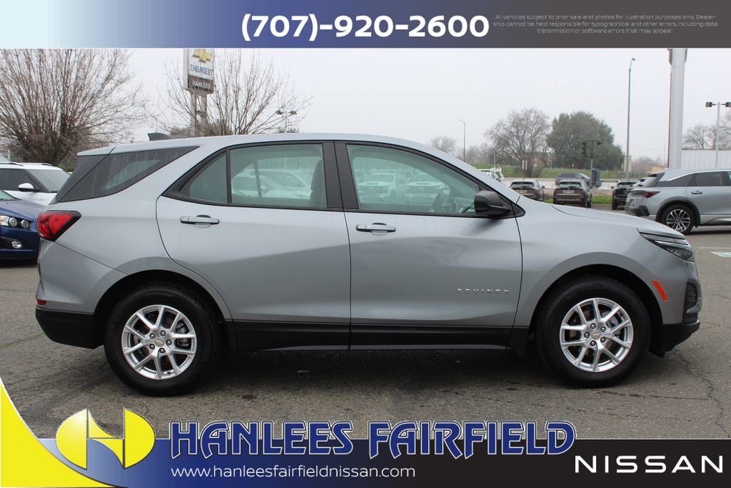 Used 2024 Chevrolet Equinox LS w/ Driver Confidence II Package FWD image 6