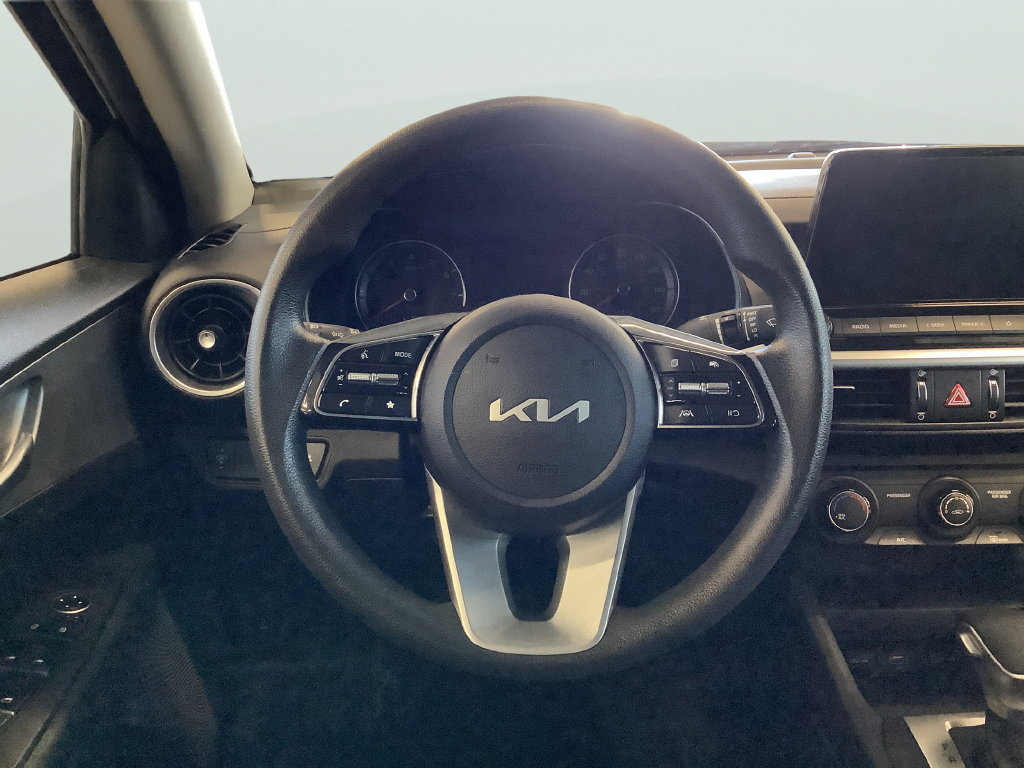 Certified 2022 Kia Forte LXS FWD image 24