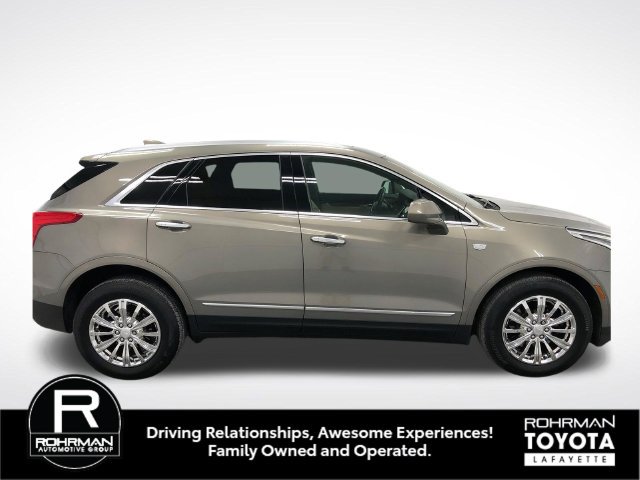 Used 2017 Cadillac XT5 Luxury w/ Driver Awareness Package AWD/4WD image 9